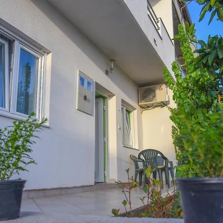 Bugenvilija Appartement Šibenik