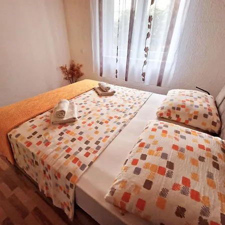 Bugenvilija * Šibenik